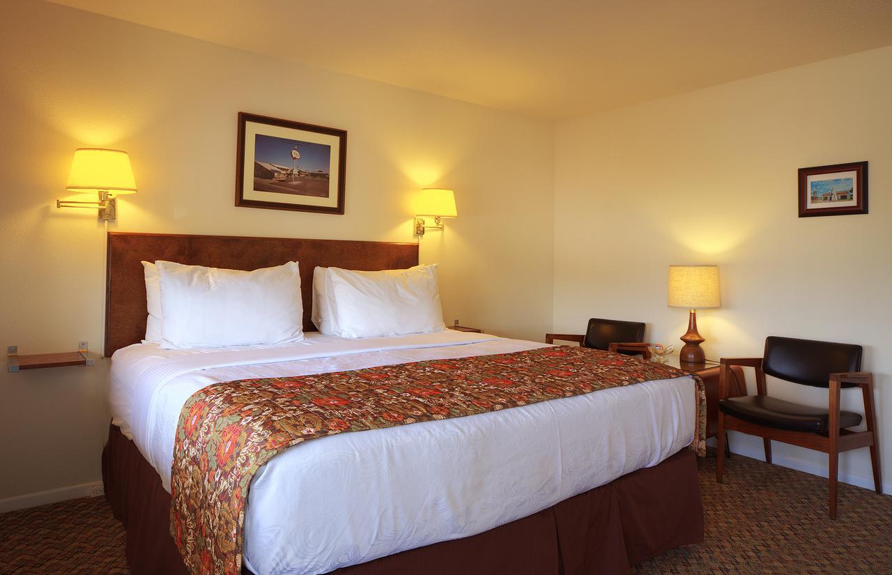 Roadrunner Lodge Motel Тукумкари Экстерьер фото