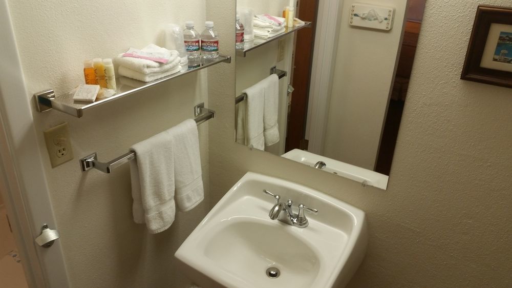 Roadrunner Lodge Motel Тукумкари Экстерьер фото